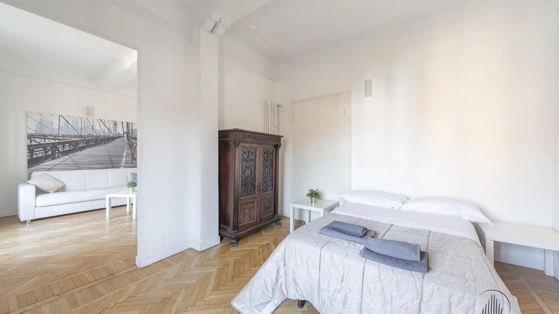 Milanrentals - Archimede Apartment  Milan