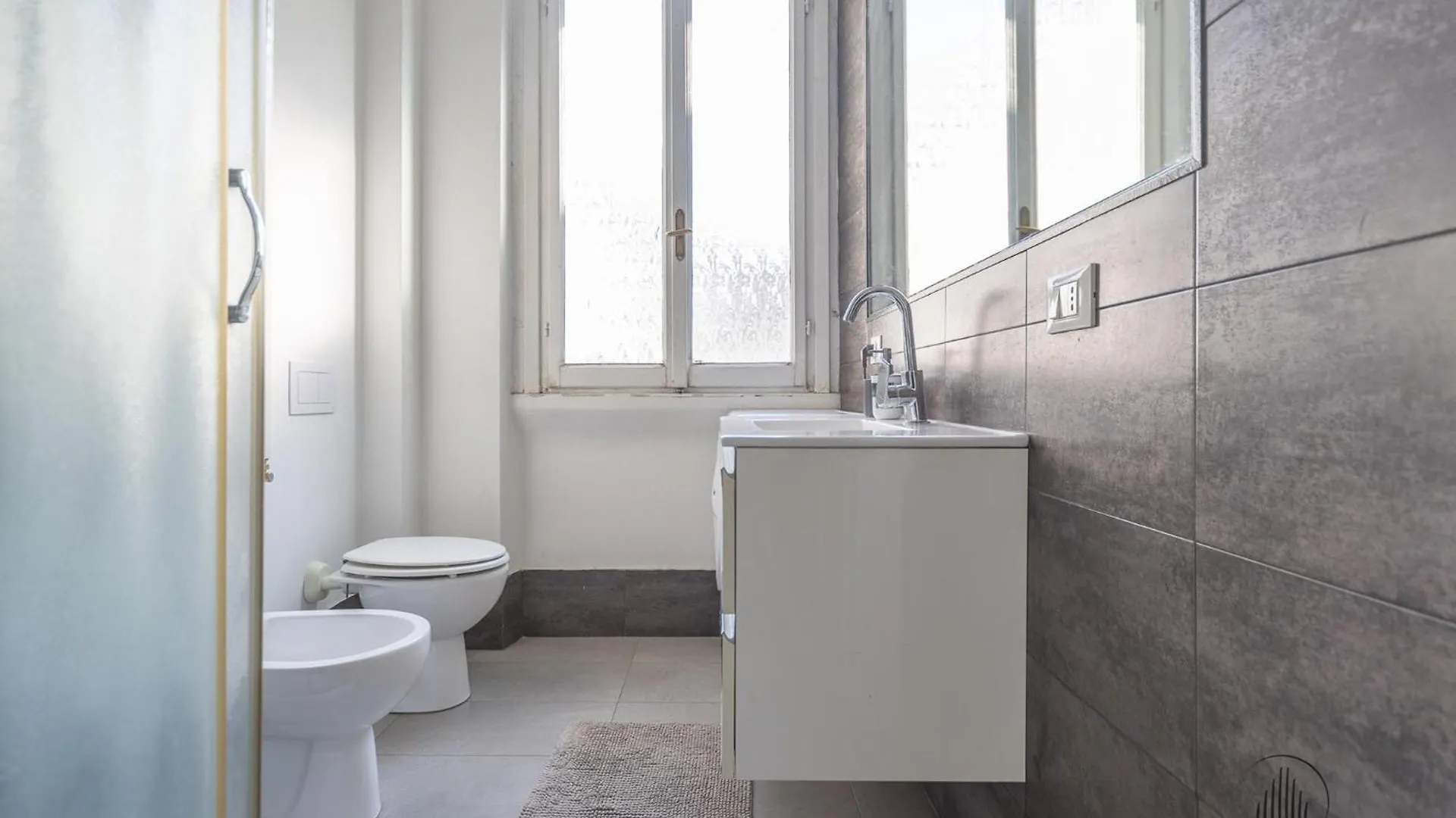 Milanrentals - Archimede Apartment Italy