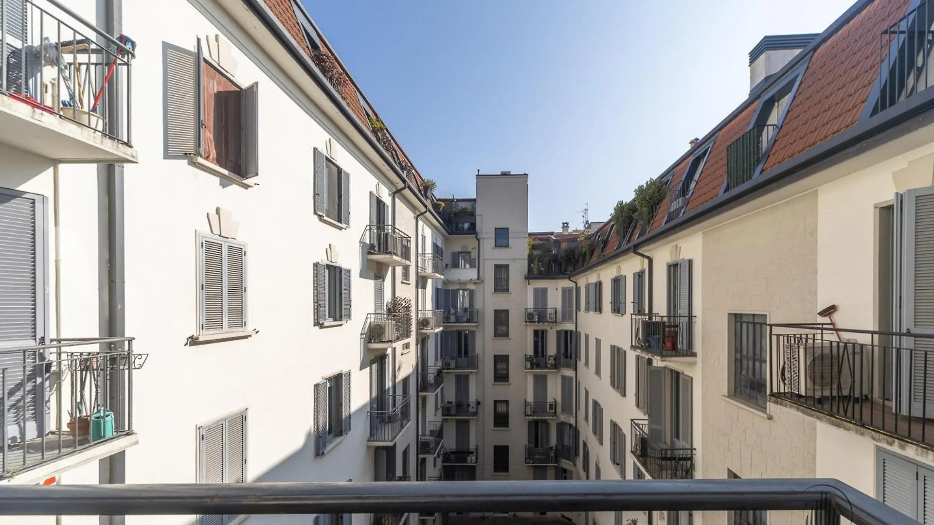 Milanrentals - Archimede Apartment
